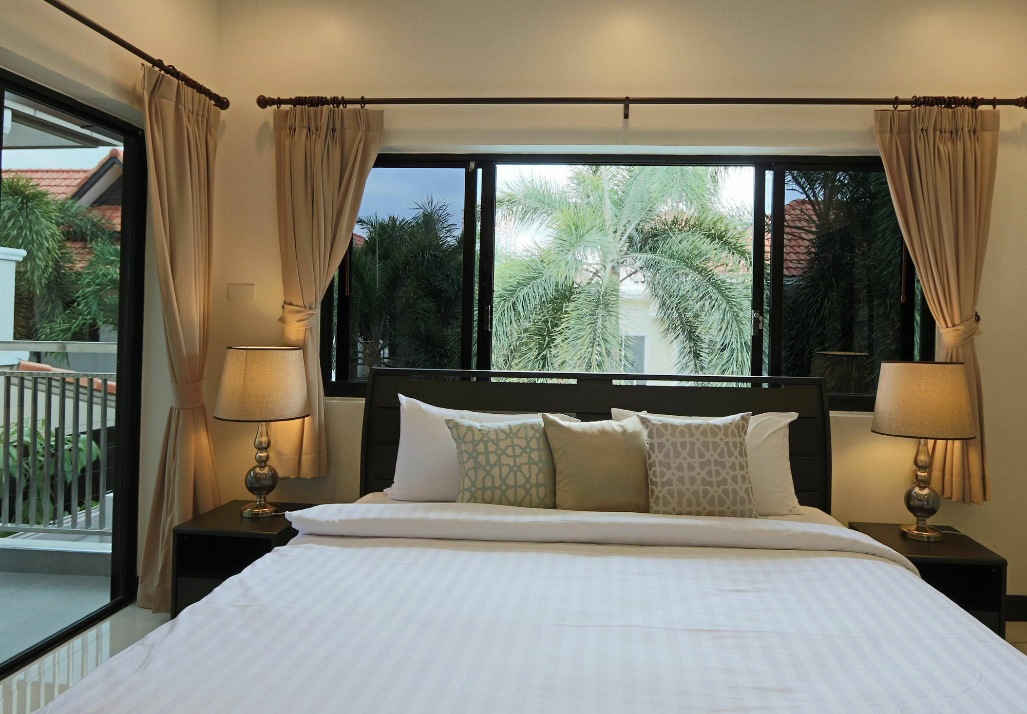 Pattaya Holiday Villas Bang Lamung Buitenkant foto