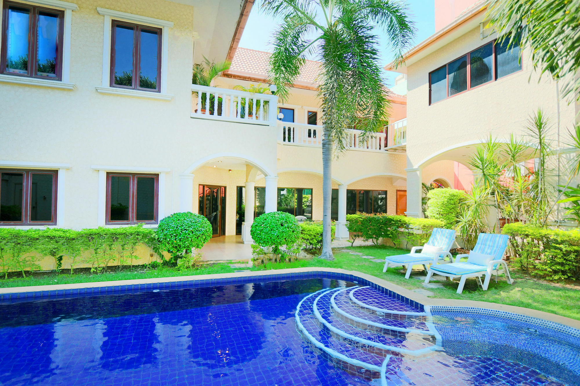 Pattaya Holiday Villas Bang Lamung Buitenkant foto